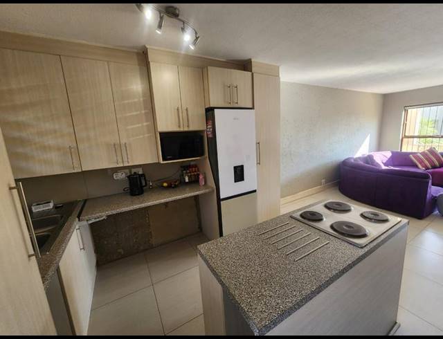 2 BEDROOM TOWNHOUSE FOR SALE IN NEWMARKET